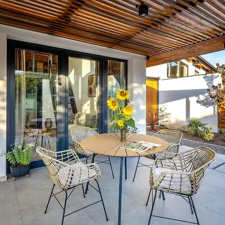 White Lotus Mini Loft House Lägenhet Mezőkövesd